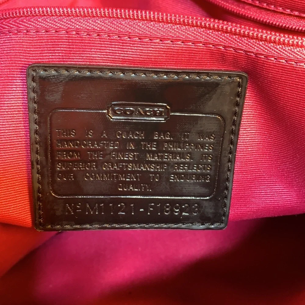 Coach almost NEW satchel/shoulder bag w/tag